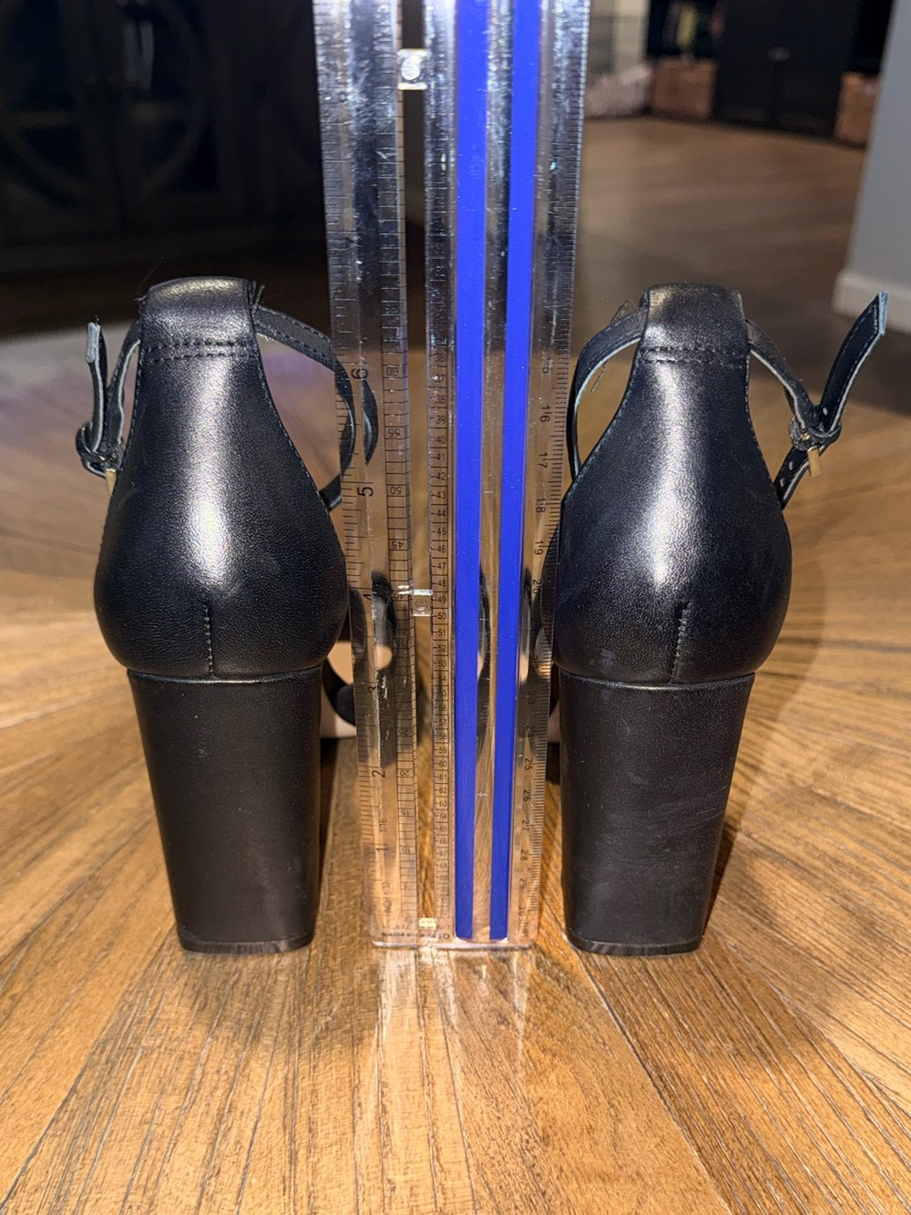 Aldo Black Pointed-Toe Ankle-Strap Block Heels, size 8 - Picture 2 of 8
